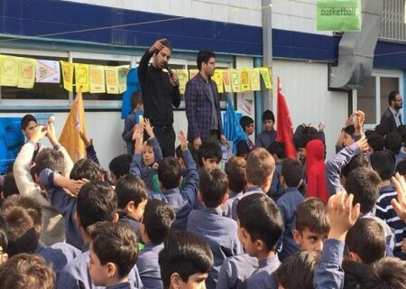 کارشناسان استاندارد استان تهران در مدارس جهت ترویج استاندارد حضور پیدا می کنند